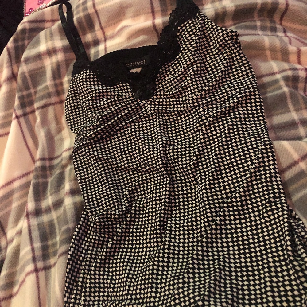 Black and white stretchy tank top